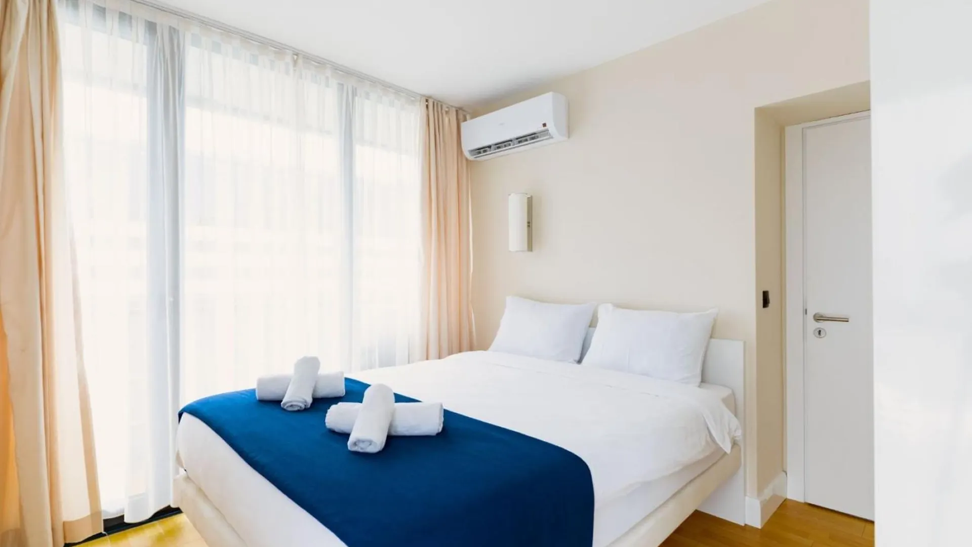 Convenient Sea View Aparthotel In Orbi City Batumi