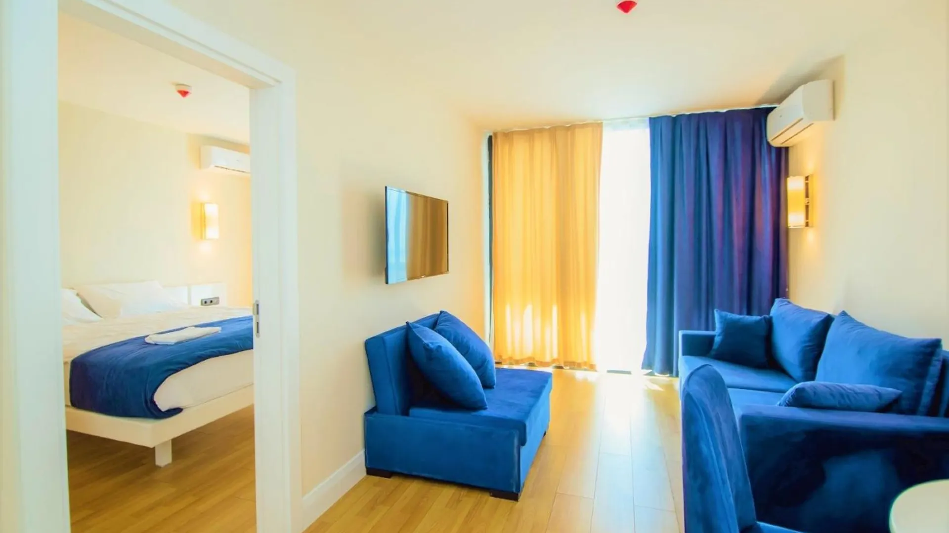 Convenient Sea View Aparthotel In Orbi City Batumi