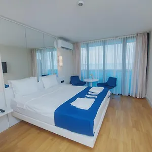 Aparthotel Sea Side Orbi